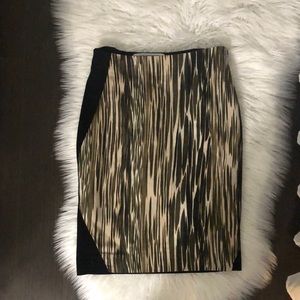 Diane Von Furstenberg Silk and Wool Skirt Size 2